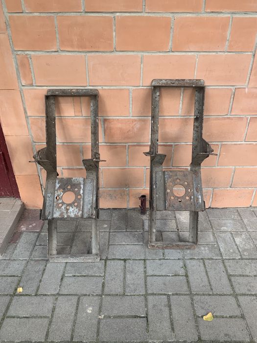 Перекидач автомобільний