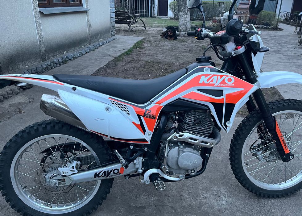 Продам мотоцикл ендуро KAYO Skybike T2