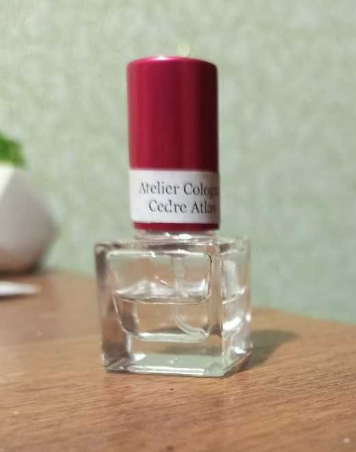 Atelier Cologne Cedre Atlas- Отливант 2,5 мл и 10 мл
