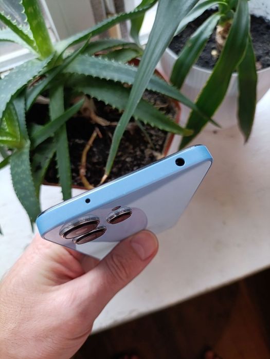 Смартфон Xiaomi Redmi 12 8/128 бу