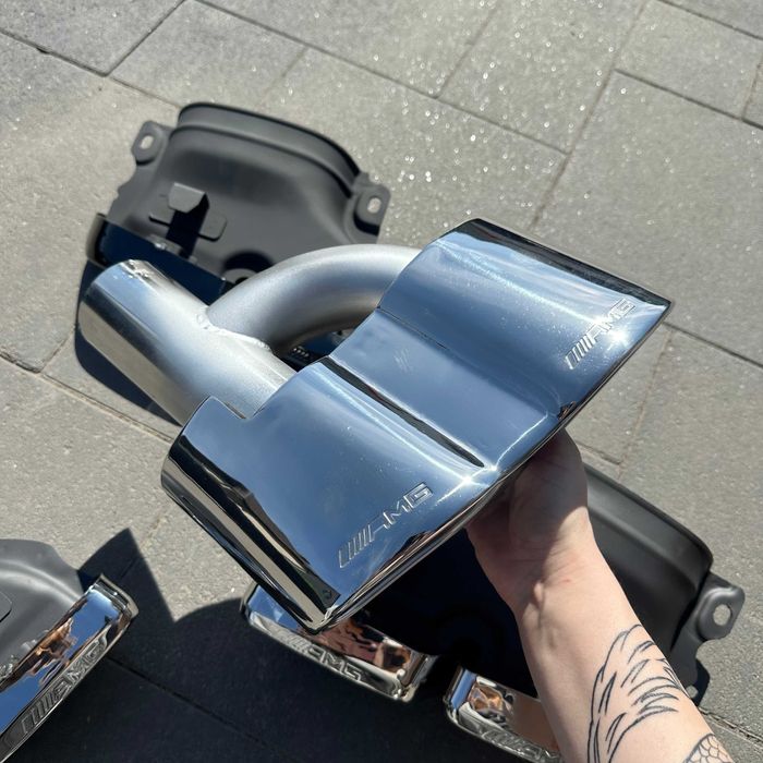 Насадки нові на вихлопні труби Mercedes W204 W218 W447 W221 W222 W223