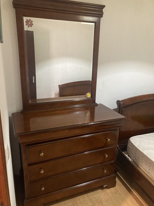 Cama, Cómoda, Mesas Cabeceira e Roupeiro