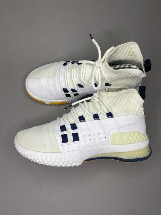 Under Armour спортивні базові кросівки оригінал 41р андер