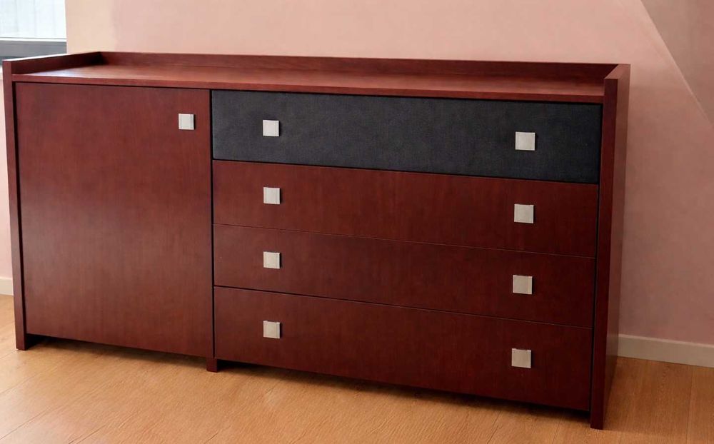 komoda, szafka z 3 półami i 4szufladami