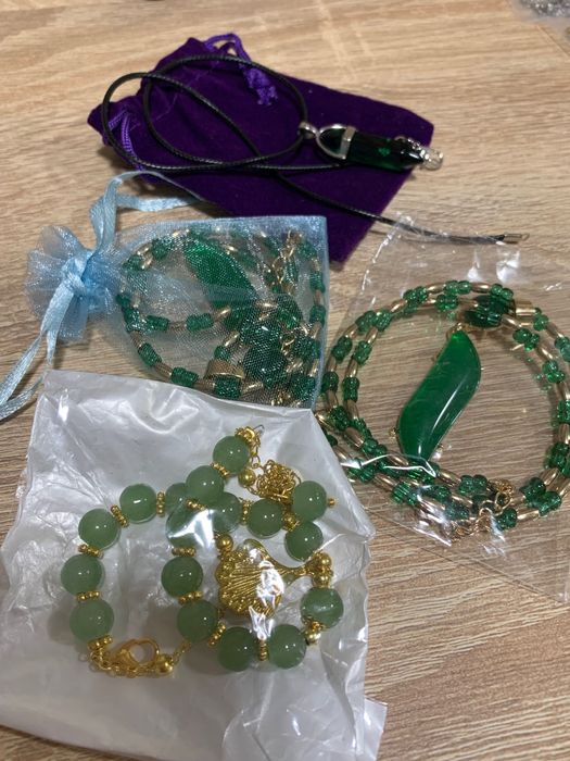 Лот качественной бижутерии, 50 штук.