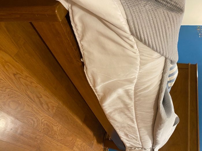 Mobília de Quarto Completa (Cama Casal+2 Mesinhas Cabeçeira+Escrivan.)