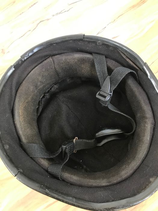 Kask motocyklowy orzeszek