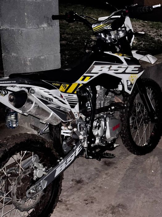 Продам мотоцикл Bse s 1