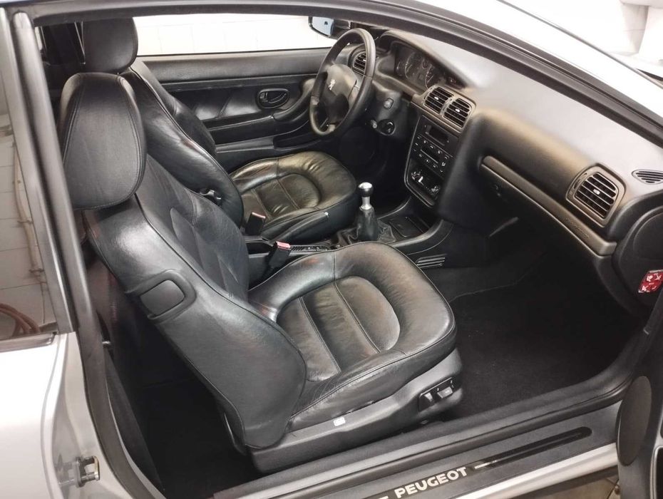 Peugeot 406 Coupe 2.2 HDI - Pininfarina