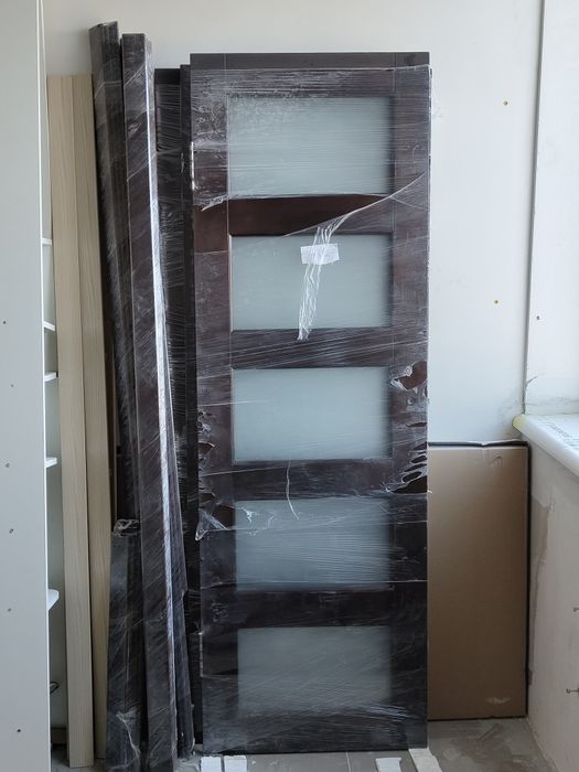 Двери межкомнатные массив