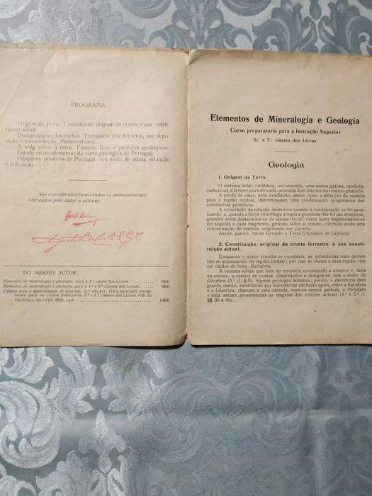 Livro Elementos de Mineralogia e Geologia de 1928