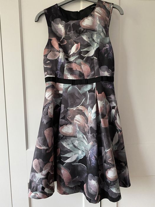Sukienka Orsay kwiaty