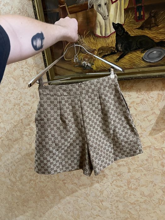 женские класические шорты gucci monogram