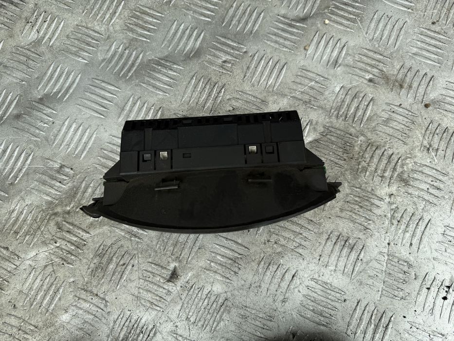 Дисплей Опель комбо с год 2003 opel combo c