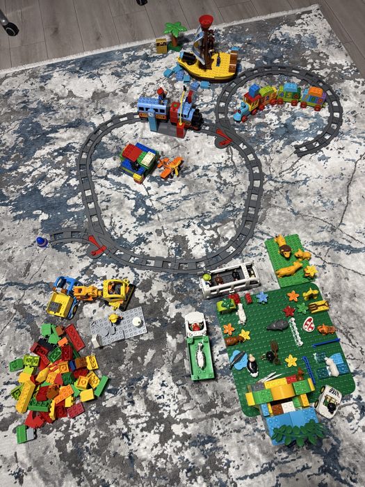 6 наборів Lego Duplo