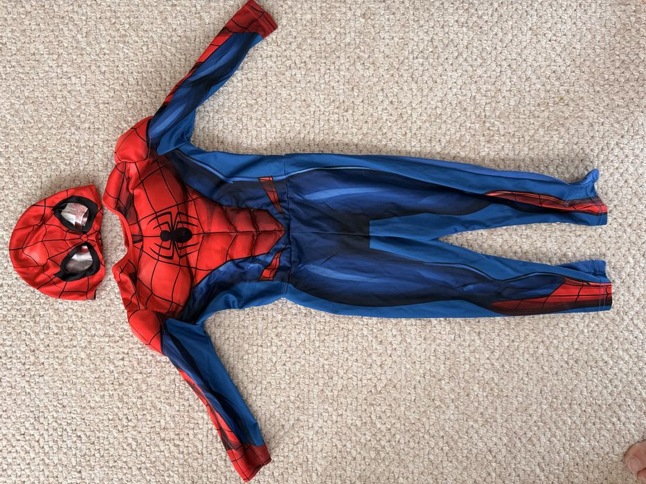 Stroj karnawalowy Spiderman z miesniami 3d