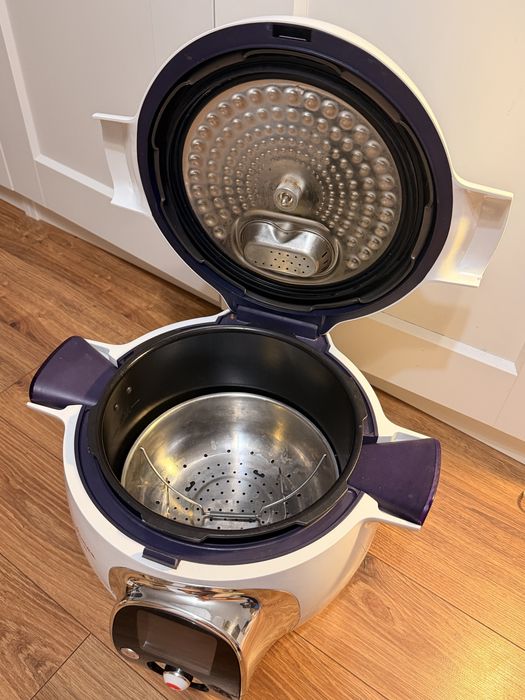 Multicooker Moulinex Cook4Me CE7011 (6L) stan bardzo dobry