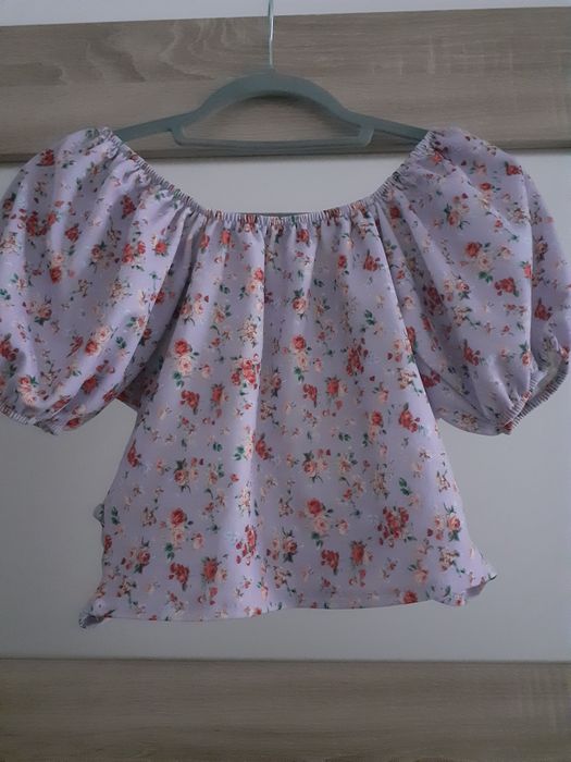 Crop top damski, bufiaste rękawy, marszczenia, roz. S/M