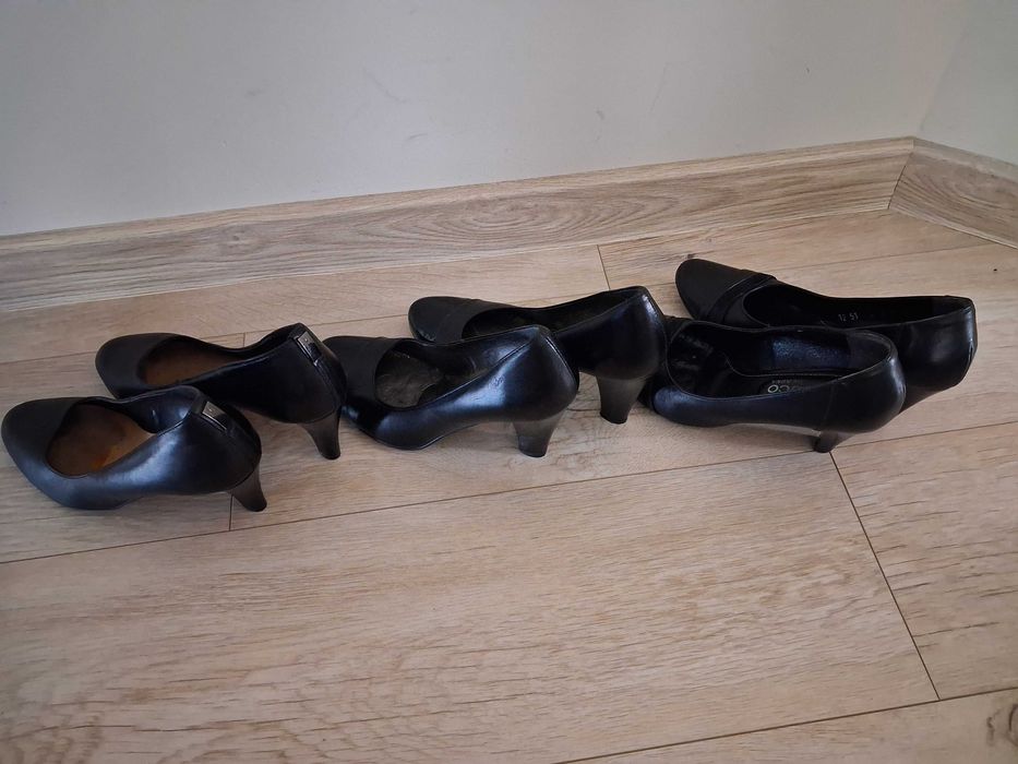 Buty damskie Lasocki, czółenka ze skóry, rozm. 37 i 1/2, 37,5
