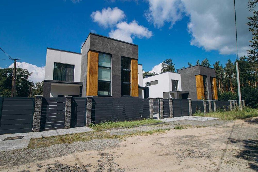 Дуплекс - лісова Буча, 146 м², багатошаровий дах, введений в експл
