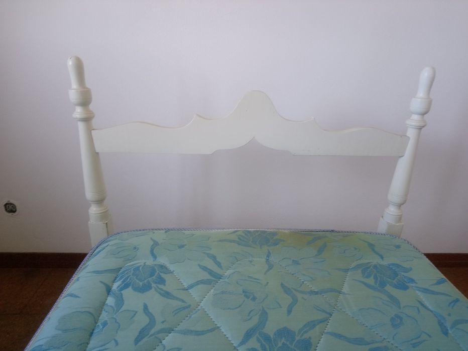 Opportunity. Single bed64729950443777121