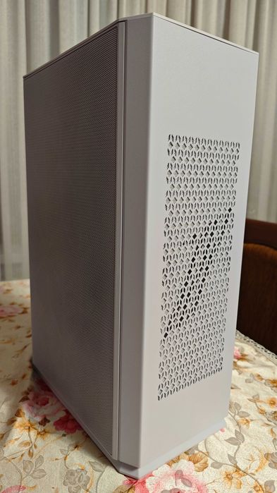 Ігровий Міні-ПК Білий i5-14600K 32GB DDR5 Водянка ASRock B760I 1tb 2K