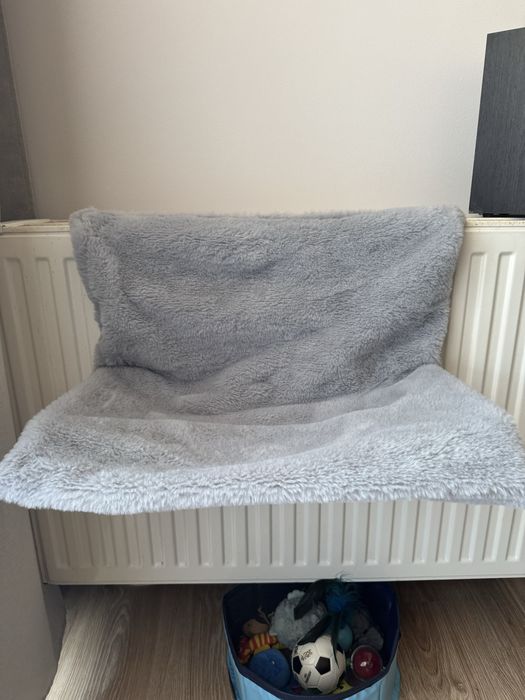 Legowisko dla kota na kaloryfer