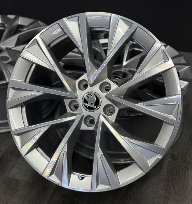 Нові оригінальні диски Skoda Superb IV 18 R18 Шкода Суперб 3P0601025H