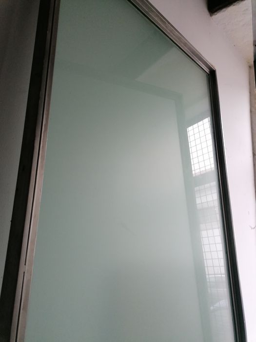 Portas de inox e vidro