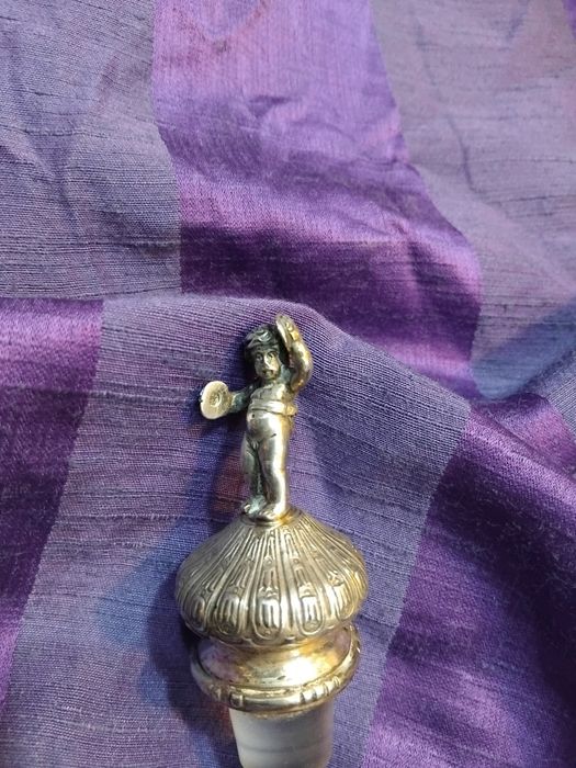 Rolha de garrafa em prata antiga