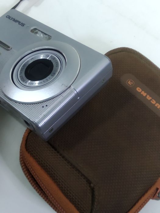 Фотоаппарат Olympus FE-20 (Sony)