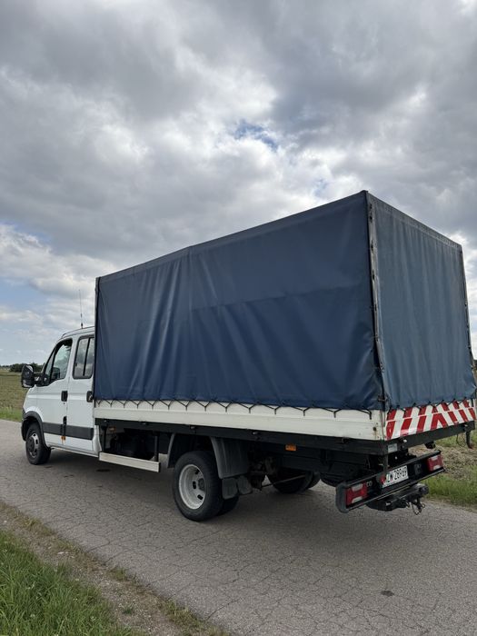 Iveco Daily V 3.0 diesel 146 KM | 2012 | podwójna kabina | 7 miejsc