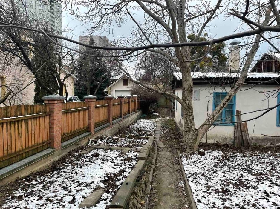 Вернадского 13.  5 соток.  115т.$