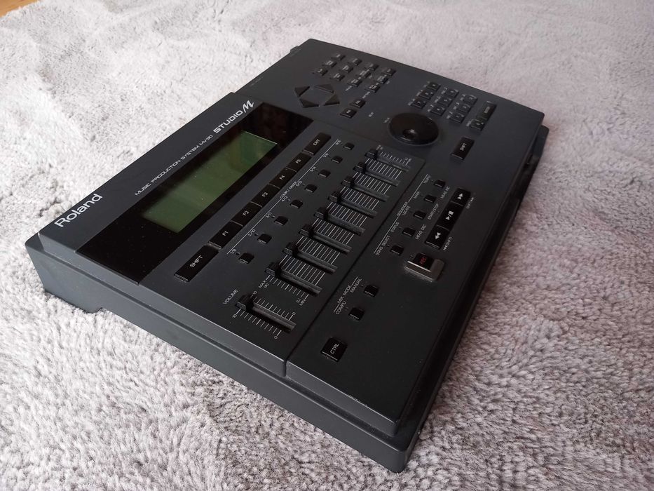 roland mv 30 studio m
