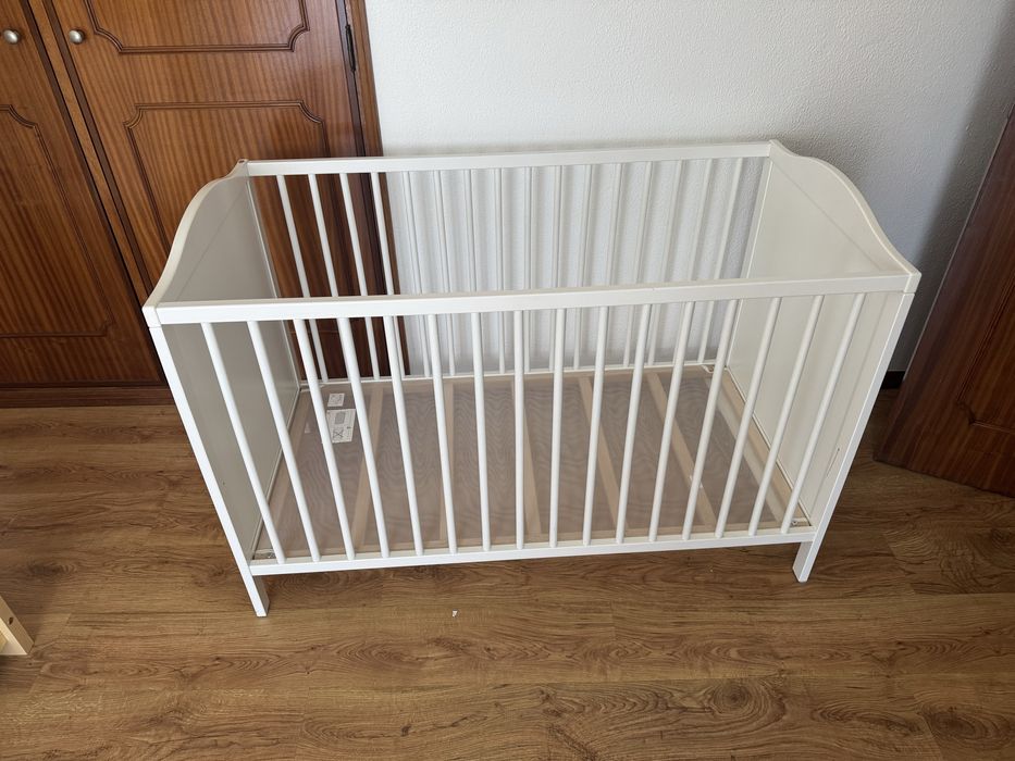 Berço SMAGORA + Colchao IKEA