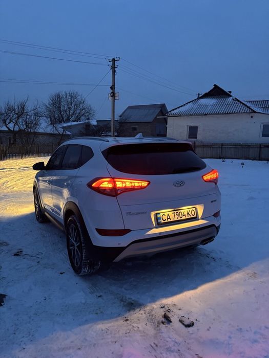Прожаж автомобіля Hundai Tukson 2.0 д.