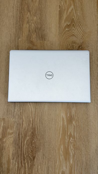 Portátil Dell Inspiron 15 5590 – i5 | 8GB RAM | SSD 256GB