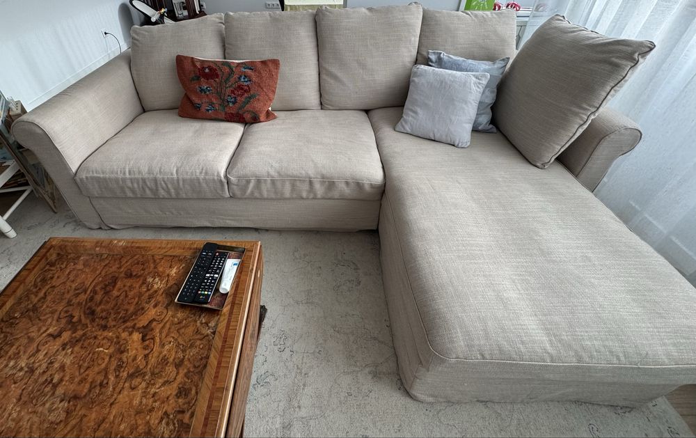 Sofá Ikea Gronlid (3 lugares e chaise long) em bom estado