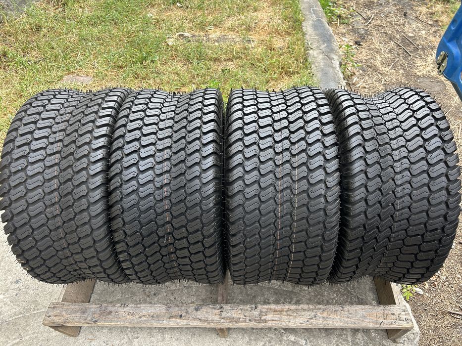23x10.50-12 NHS BKT LG-306 шини для газонокосарок та садових тракторів