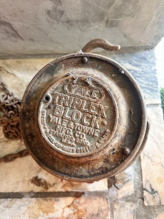 Garibaldo yale triplex block