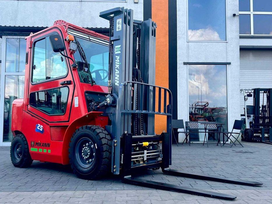 Wózek Widłowy 2,5T MIKANN, Maszt 4.5m,Triplex, Diesel Japan Trak