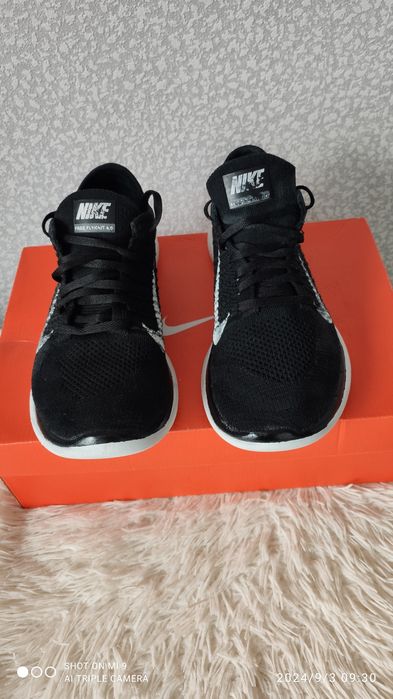 Nike Free 42,5 раз  27см