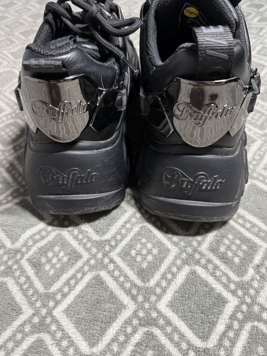 Buffalo Classic czarne sneakersy roz. 40