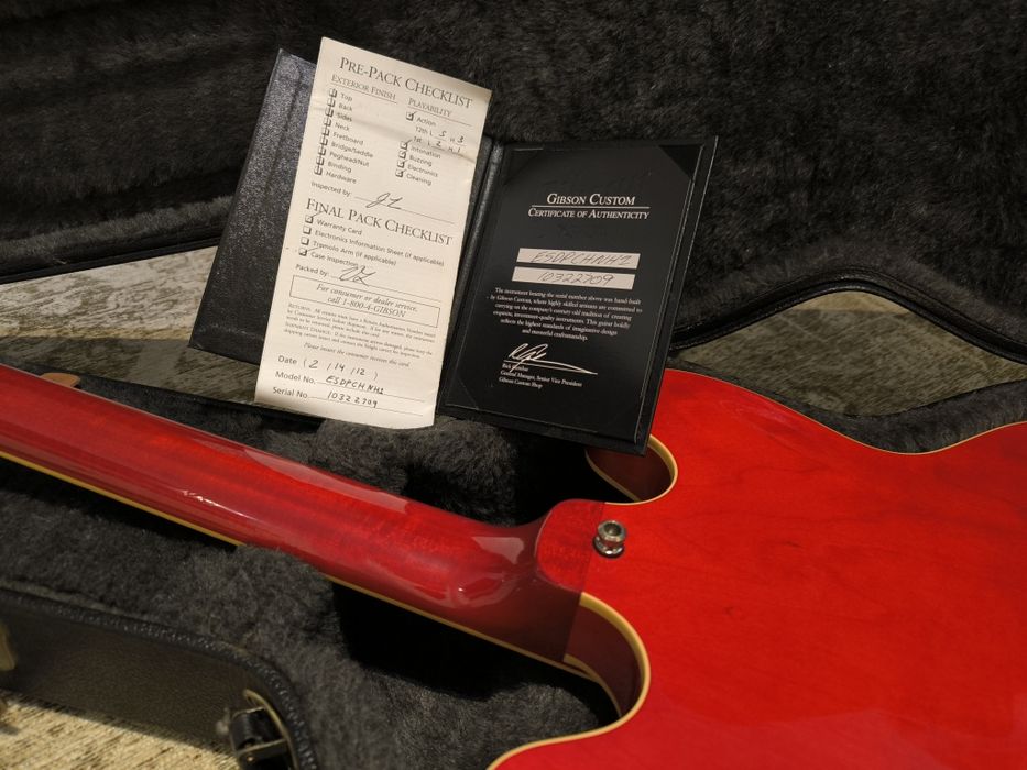 Vendo guitarra, amplificador, pedalboard