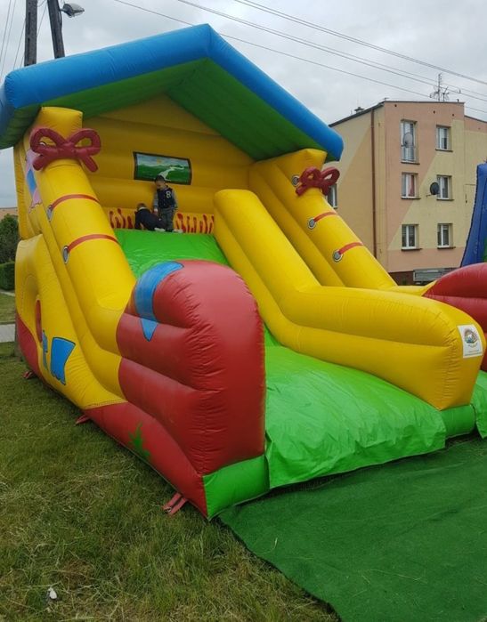 Dmuchaniec - skakaniec. Zjezdzalnia mala (Chatka) Gryfice - zachpom