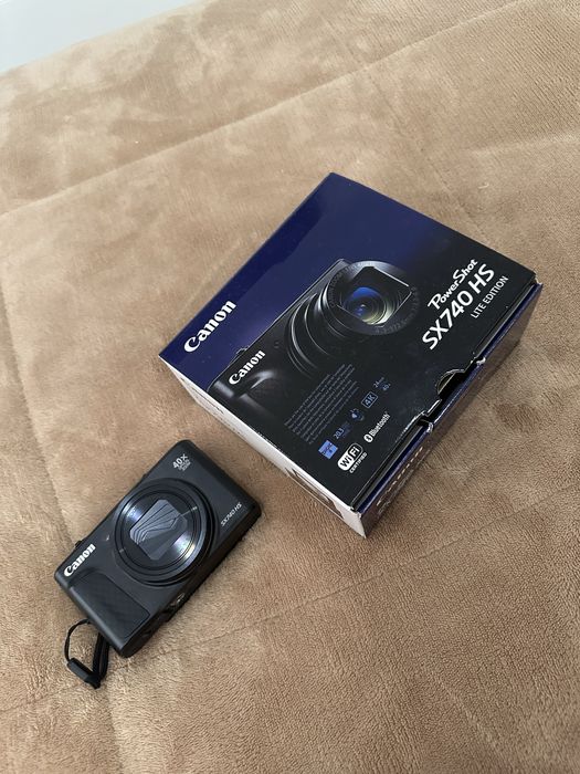 Canon PowerShot SX740 HS