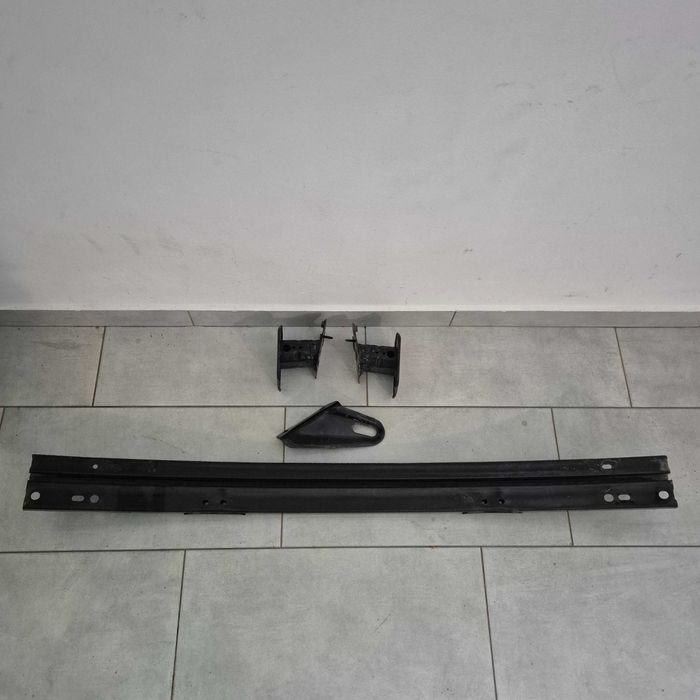 Toyota Rav4 2018 r. belka zderzaka tył+strefa zgniotu+ucho holownicze