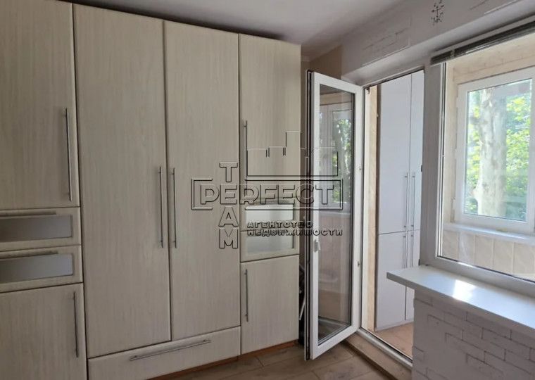 ВІДРАДНИЙ! Продаж 2к кв. за адресою Вацлава Гавела 7А/Гавела 7А
