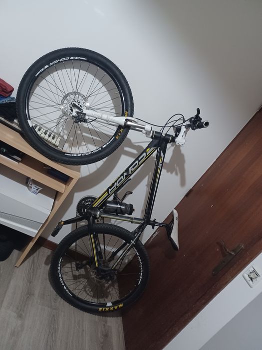 Bicicleta em otimo estado BTT