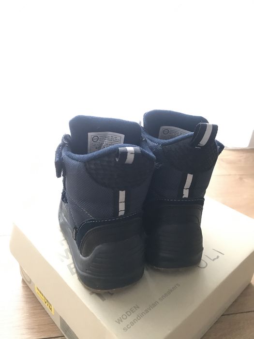 Buty na zime marki Woden 27